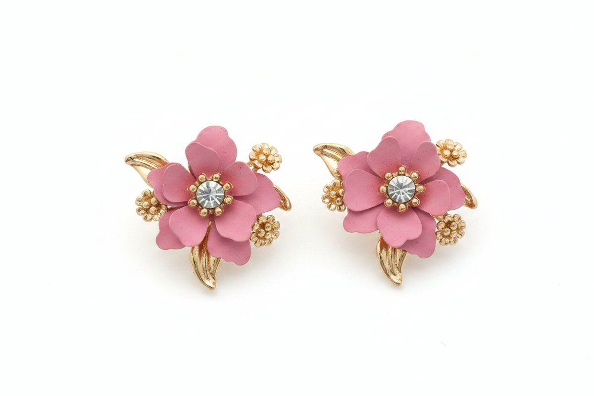 Phoebe Studs